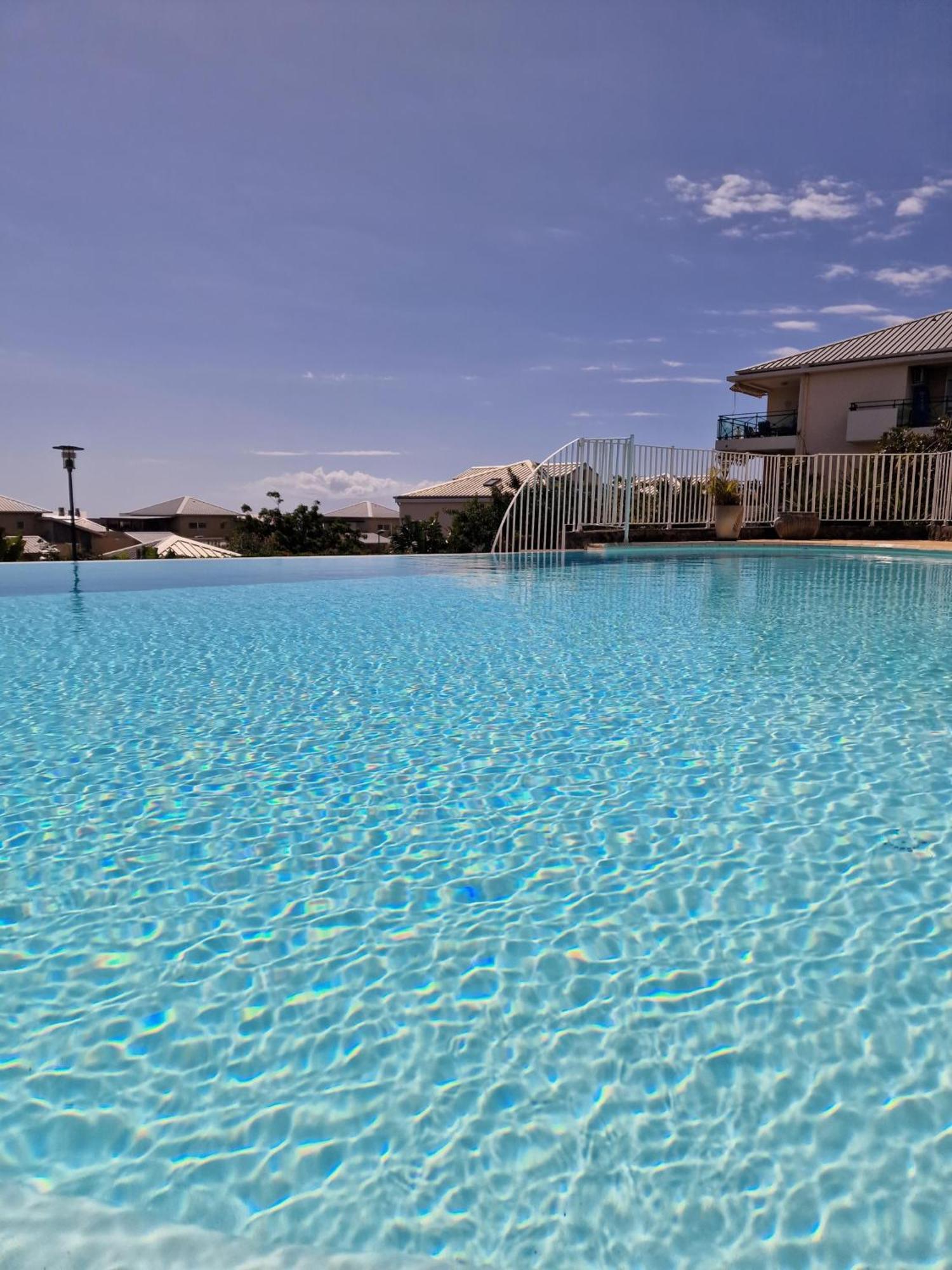 Appartement Villa Sur Le Toit, Vue Mer Сен Жилс ле Бен Екстериор снимка