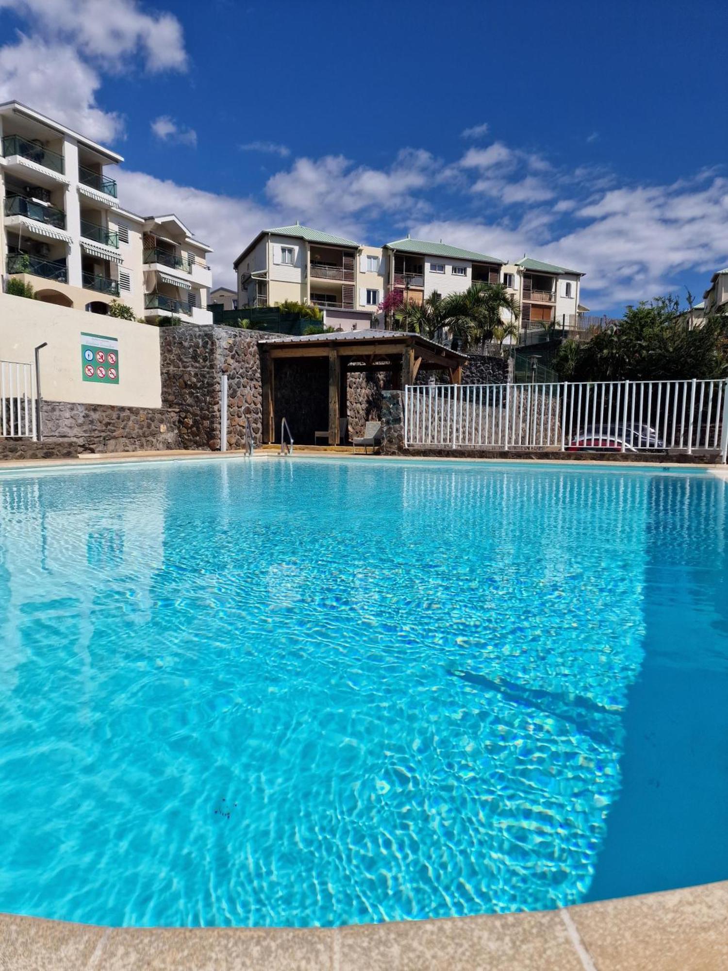 Appartement Villa Sur Le Toit, Vue Mer Сен Жилс ле Бен Екстериор снимка